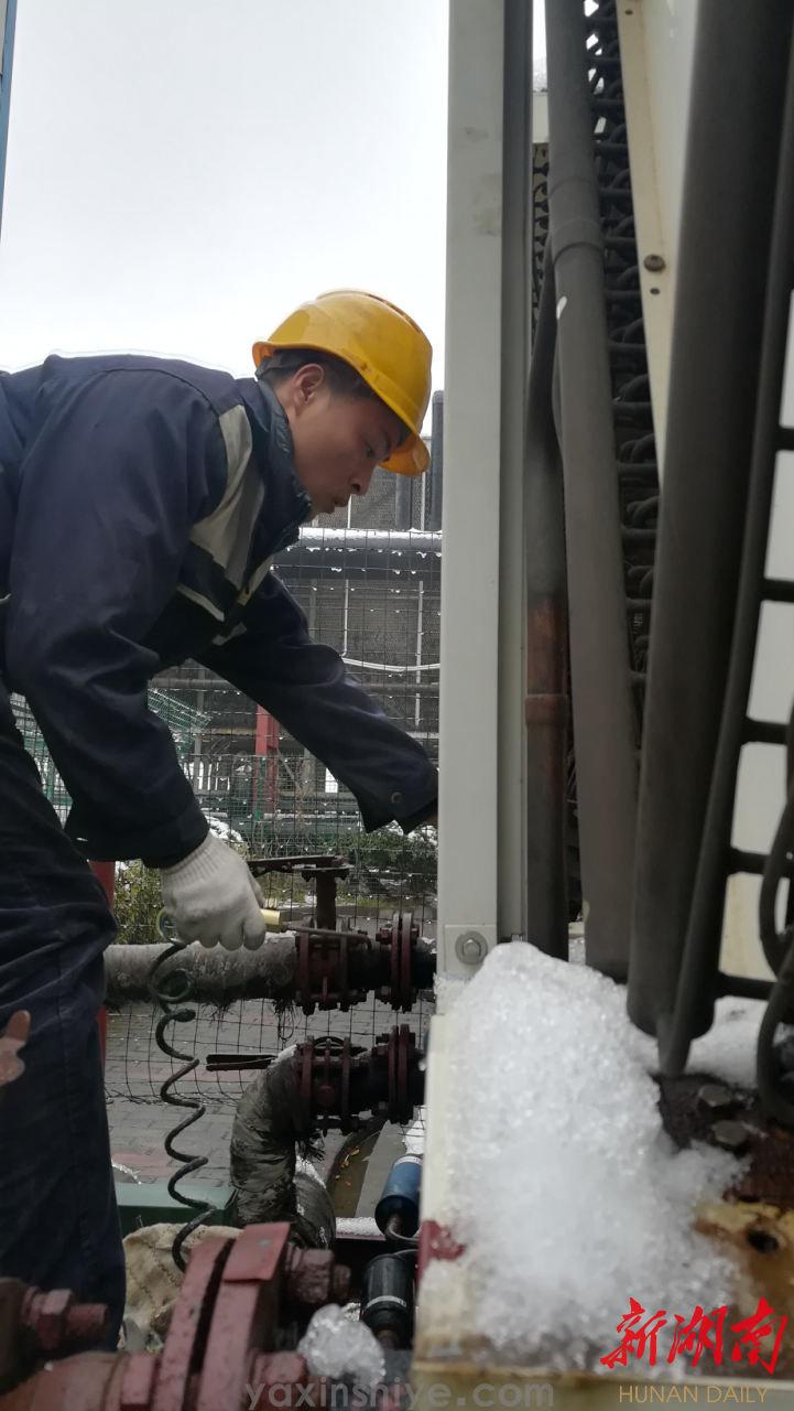 黨員劉煥林，一個肯鉆研、有擔(dān)當(dāng)?shù)男聲r代“奉獻者